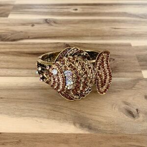 Rhinestone fish hinged bangle bracelet vintage jewelry NWOT